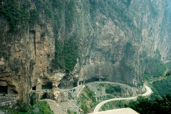 Xiyagou-Tunnelstrae
